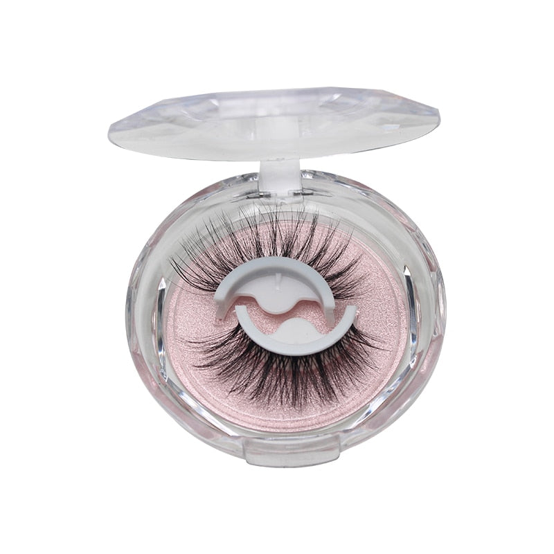 Lassive- Reusable Self-Adhesive Eyelashes